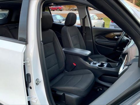 Used 2019 GMC Terrain SLE w/ Driver Convenience Package image 8