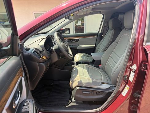 Used 2017 Honda CR-V EX image 10