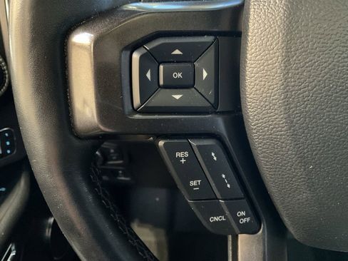 Used 2021 Ford Expedition Max Limited image 12