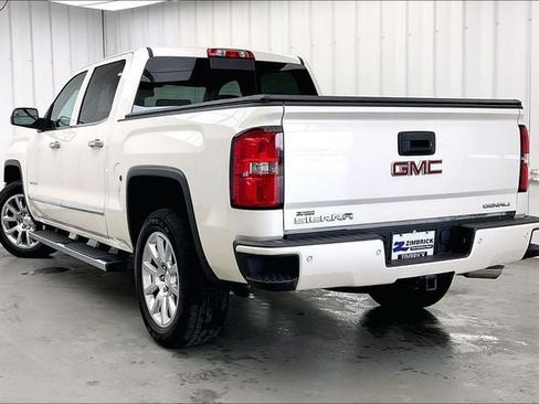 Used 2015 GMC Sierra 1500 Denali w/ Driver Alert Package AWD/4WD image 11