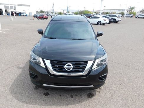Used 2019 Nissan Pathfinder S AWD/4WD image 3