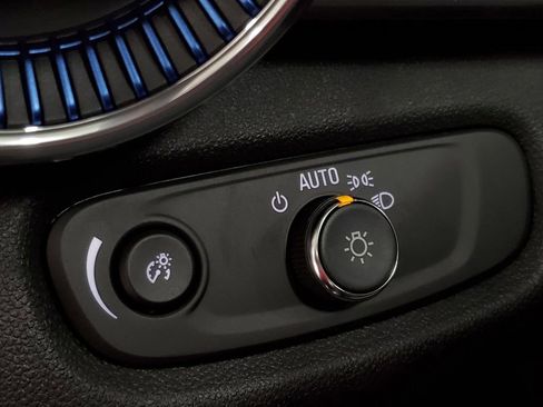 New 2026 Chevrolet Trax LT w/ Driver Confidence Package FWD image 30