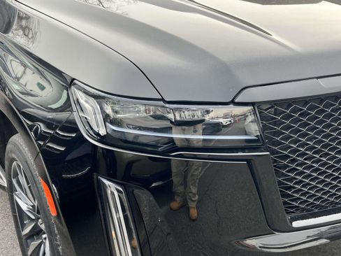 Used 2022 Cadillac Escalade ESV Sport image 10