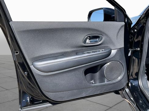 Used 2021 Honda HR-V EX image 22