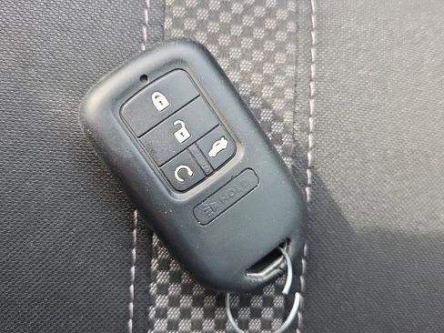 Used 2021 Honda Civic EX image 47
