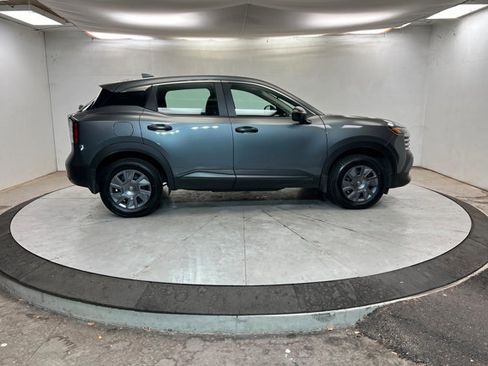 Certified 2025 Nissan Kicks S image 6