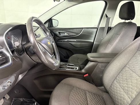 Used 2018 Chevrolet Equinox LT FWD image 25