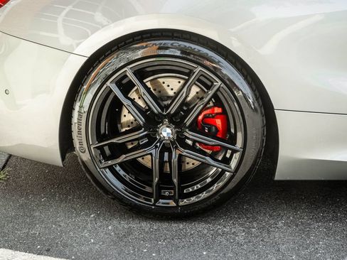 Used 2022 BMW M8 Competition w/ M Carbon Exterior Package AWD/4WD image 25