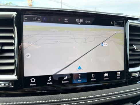 New 2026 Chrysler Pacifica Limited image 31