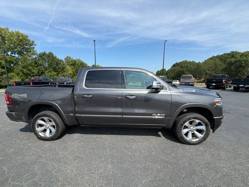 Used 2019 RAM 1500 Limited w/ Advanced Safety Group AWD/4WD image 11