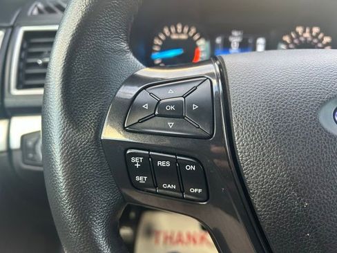 Used 2017 Ford Explorer XLT AWD/4WD image 24