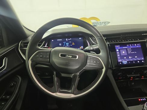 Certified 2023 Jeep Grand Cherokee L Laredo AWD/4WD image 16