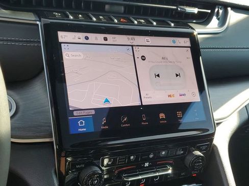 New 2025 Jeep Grand Cherokee L Limited w/ Luxury Tech Group II image 9