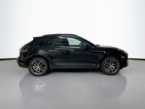 Used 2026 Porsche Macan AWD/4WD image 8