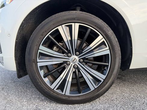 Used 2022 Volvo XC60 B5 Inscription AWD/4WD image 30