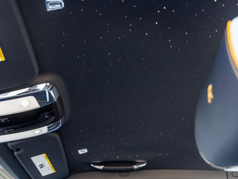 Used 2024 Rolls-Royce Cullinan Black Badge image 28