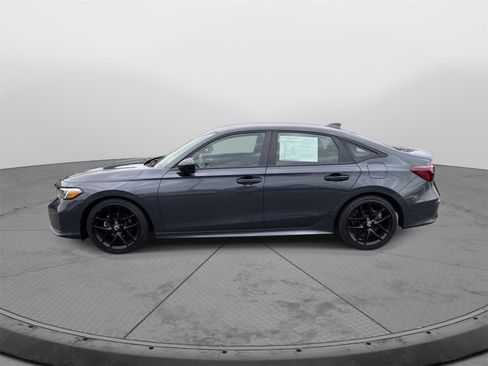 Used 2025 Honda Civic Sport image 17