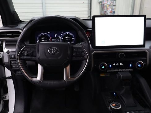 Used 2024 Toyota Tacoma TRD Off-Road w/ TRD Off Road Premium Package AWD/4WD image 17