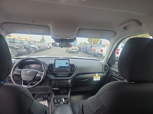 Used 2023 Ford Bronco Sport Badlands image 19