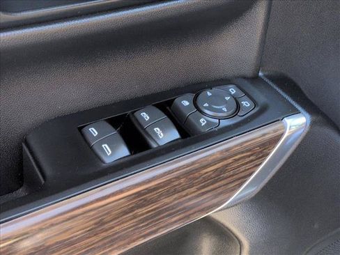 Certified 2022 Chevrolet Silverado 1500 High Country w/ Safety Package II AWD/4WD image 12