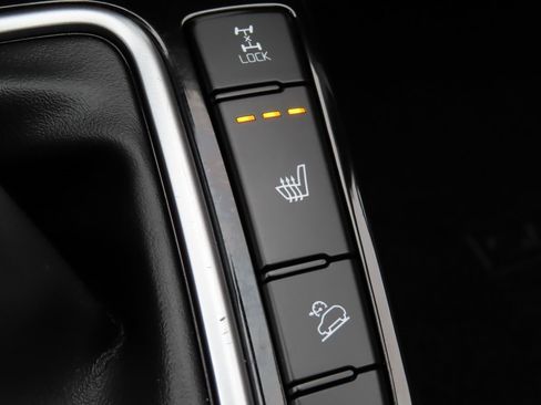 Certified 2023 Kia Seltos S w/ Navigation Package image 7