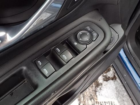 Certified 2023 GMC Terrain SLE w/ Driver Convenience Package image 23