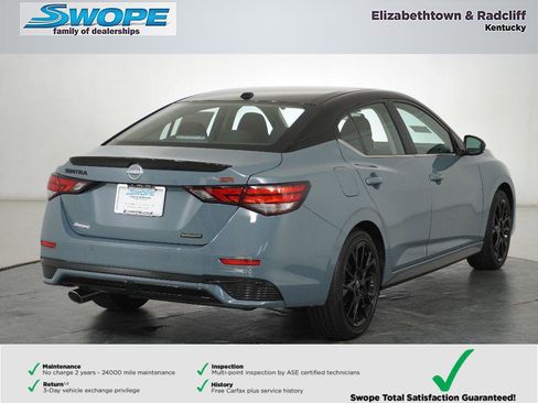 New 2025 Nissan Sentra SR w/ Midnight Edition image 4