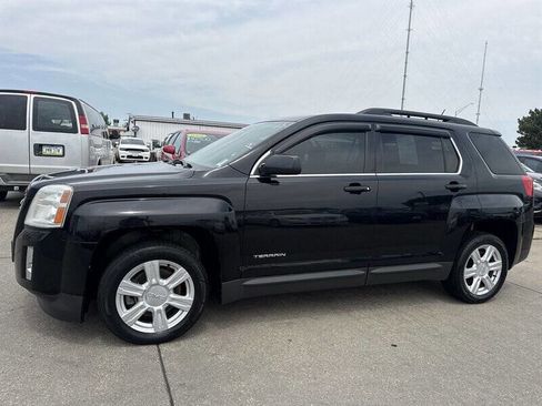 Used 2015 GMC Terrain SLE w/ Convenience Package AWD/4WD image 2