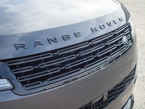 New 2026 Land Rover Range Rover Sport Dynamic SE AWD/4WD image 15