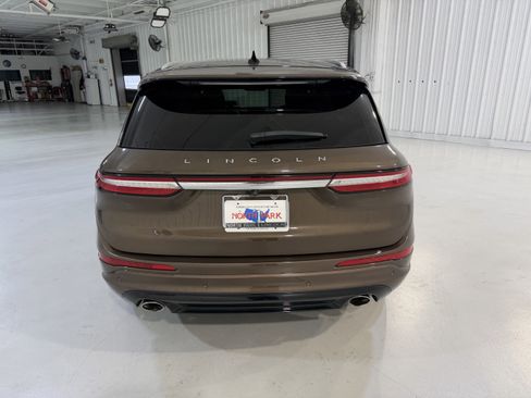 Used 2022 Lincoln Corsair Grand Touring AWD/4WD image 4