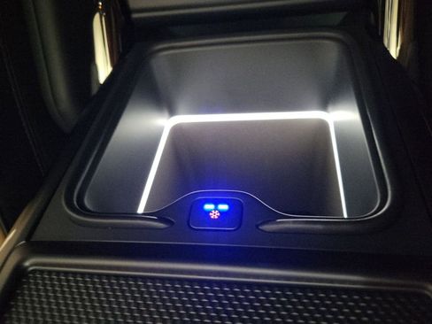 New 2025 Land Rover Range Rover Sport Dynamic SE image 37