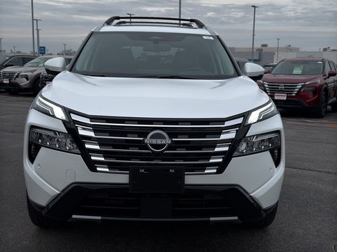 New 2026 Nissan Rogue Platinum w/ Platinum Premium Package image 3