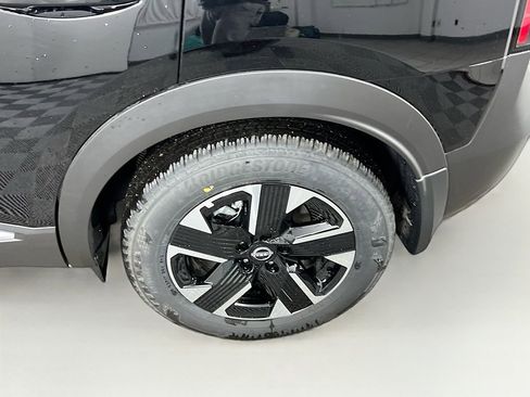 New 2026 Nissan Kicks SV w/ SV Premium Package AWD/4WD image 25
