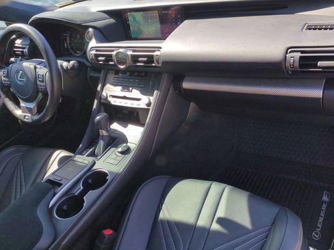Used 2022 Lexus RC F w/ Premium Package RWD image 16