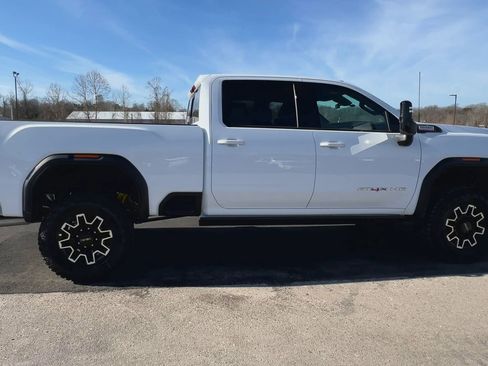 New 2026 GMC Sierra 2500 AT4X image 45