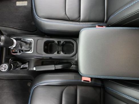 Used 2024 Jeep Wrangler Unlimited Rubicon 4xe AWD/4WD image 37