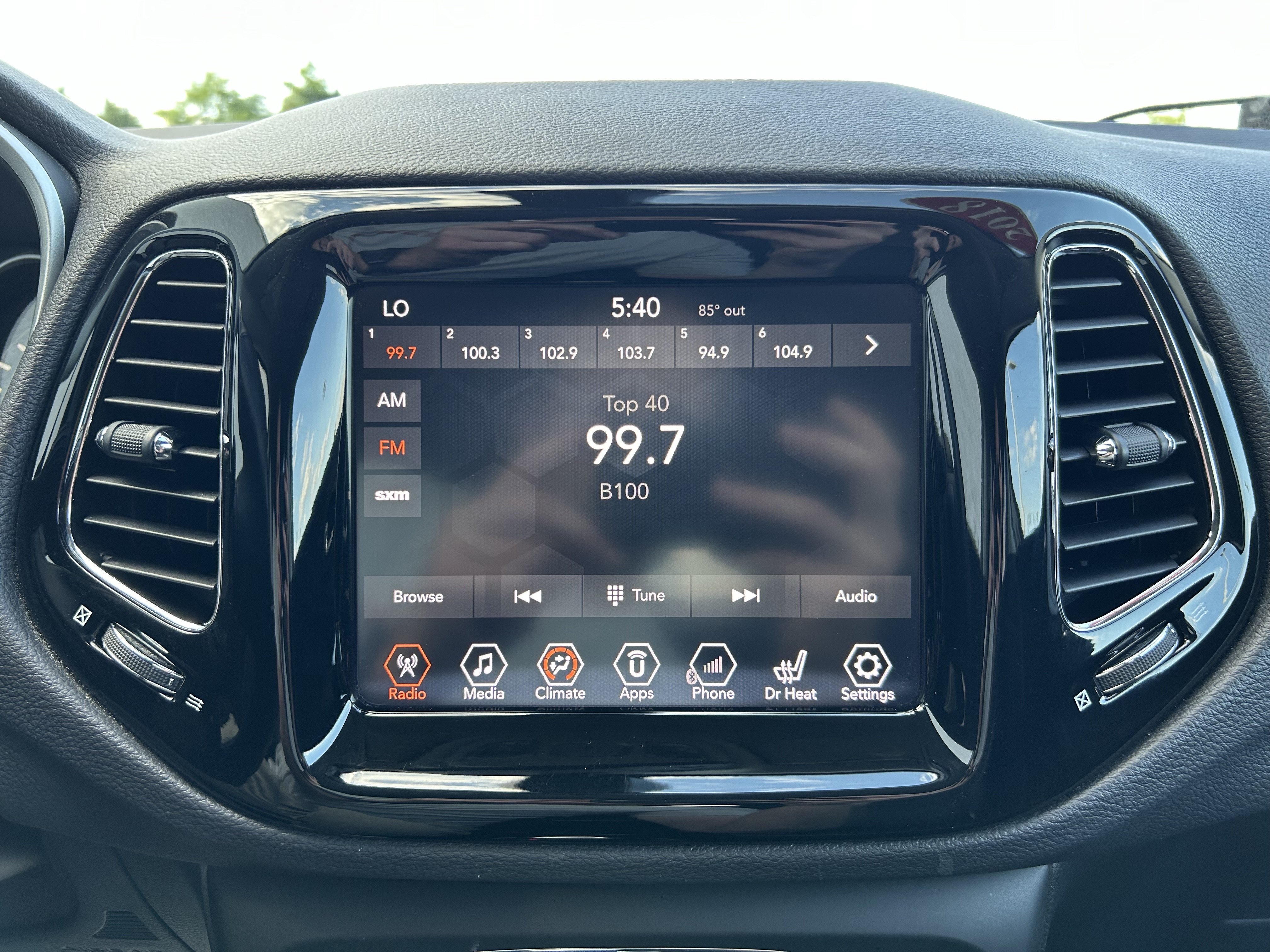 Used 2018 Jeep Compass Limited AWD/4WD image 28