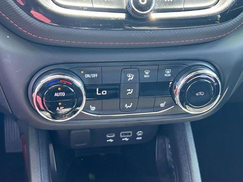 Certified 2023 Chevrolet TrailBlazer RS w/ Convenience Package AWD/4WD image 30