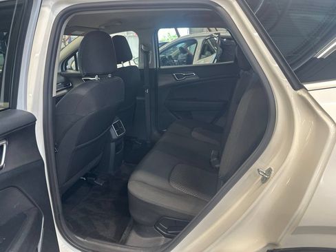 Certified 2023 Kia Sportage LX AWD/4WD image 19
