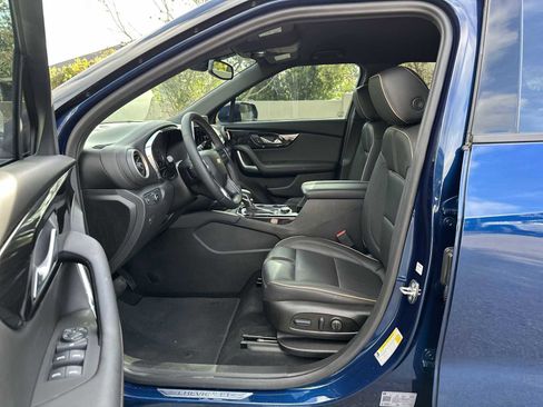 Certified 2023 Chevrolet Blazer Premier image 2