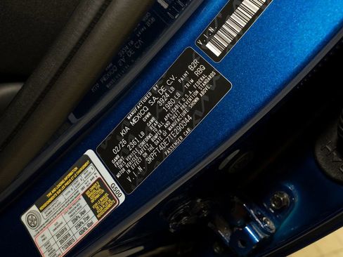 New 2026 Kia K4 LXS image 19