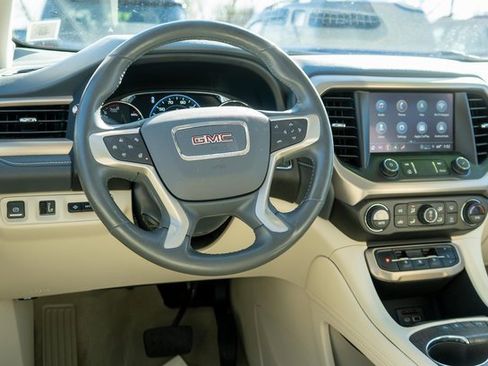 Used 2022 GMC Acadia Denali w/ Trailering Package image 15