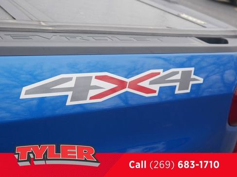 Used 2023 Chevrolet Silverado 1500 Custom w/ LPO, Dark Essentials Package AWD/4WD image 12