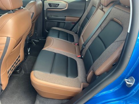 Used 2025 Ford Bronco Sport Outer Banks image 15