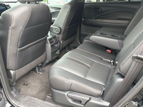 Used 2023 Honda Passport TrailSport image 18