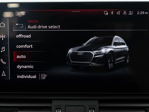 Used 2023 Audi Q5 e Premium Plus w/ Premium Plus Package AWD/4WD image 31