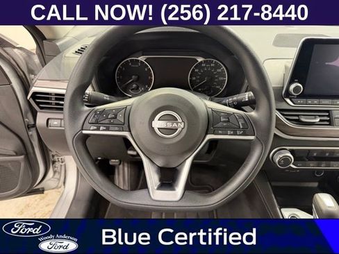 Used 2023 Nissan Altima 2.5 SV FWD image 10