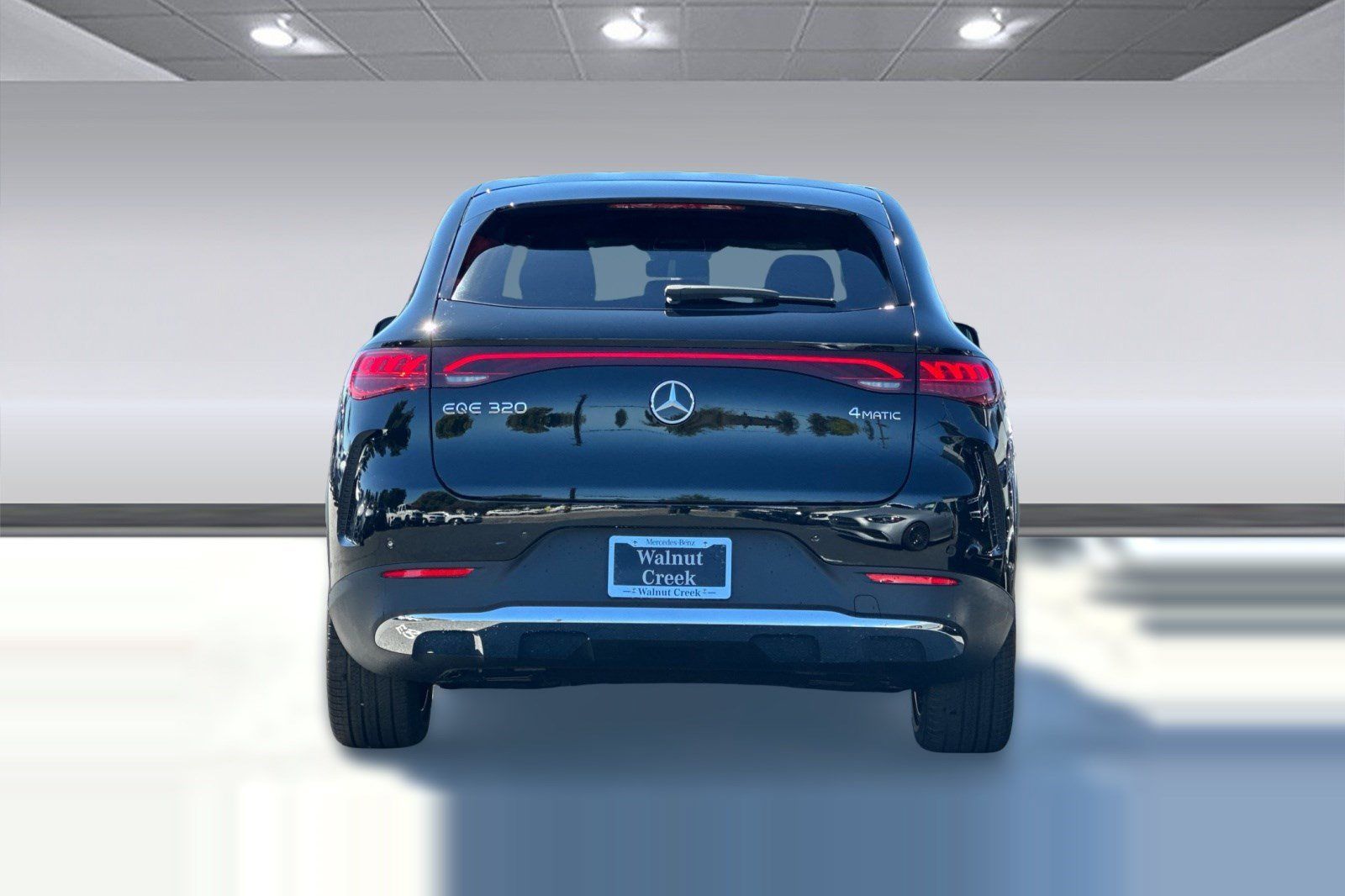 Used 2026 Mercedes-Benz EQE 320 4MATIC SUV image 10