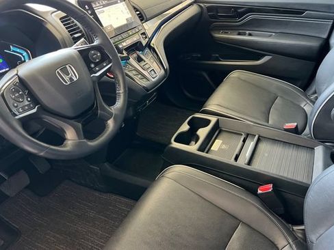 Used 2024 Honda Odyssey Elite image 10
