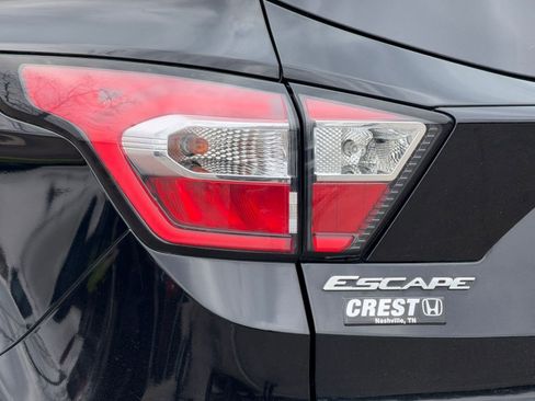 Used 2018 Ford Escape SEL image 13